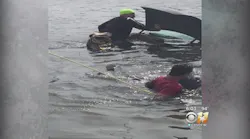 TX Firefighters Save Couple from Sinking Car