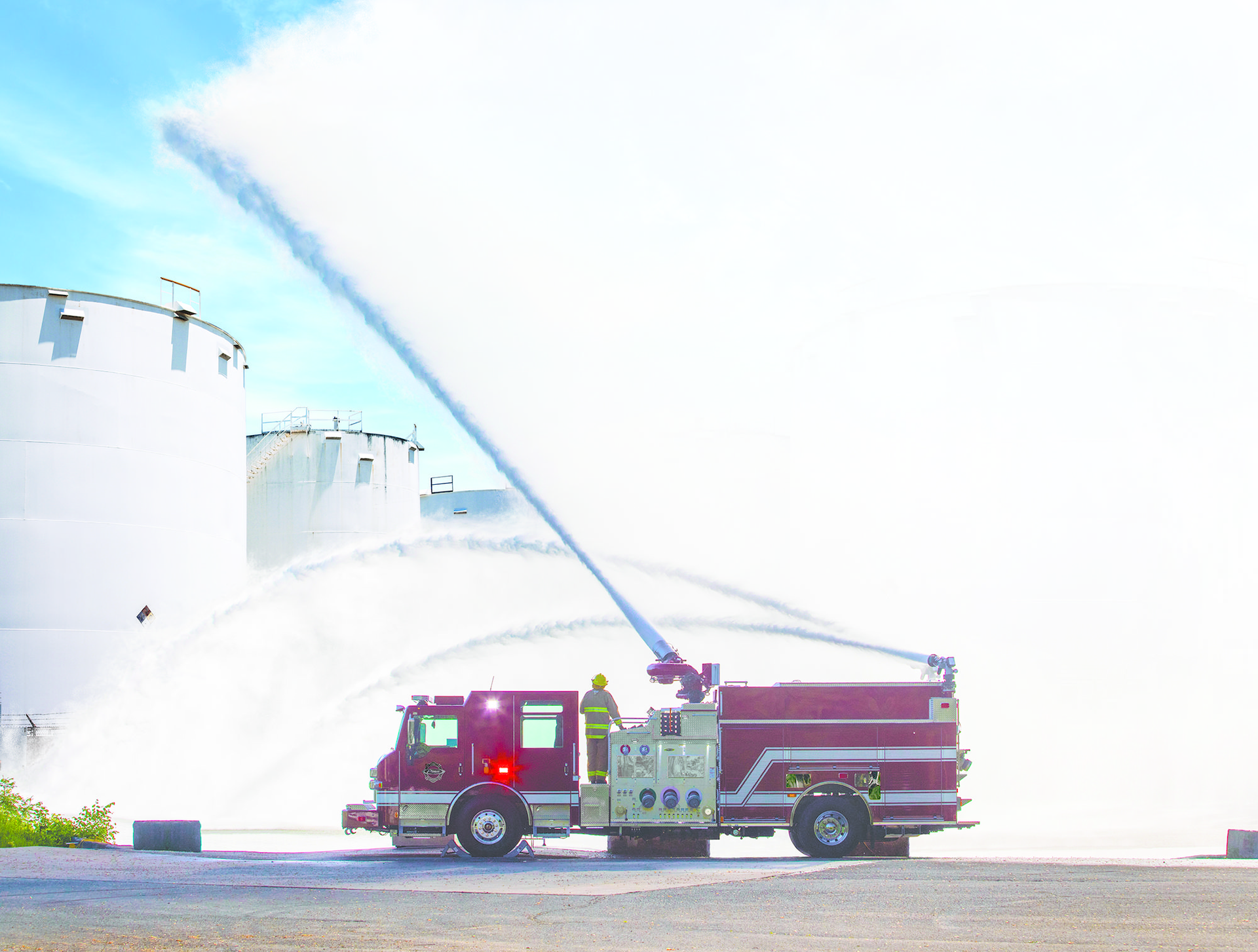 Pierce Manufacturing introduced the new Pierce High Flow Industrial Apparatus that is capable of flowing 5,500 gallons per minute when drafting, and up to 10,000 gallons per minute when drawing water from a positive (hydrant) source. This powerful vehicle will be on display at booth #2801 at Fire Rescue International (FRI) in Charlotte, NC on July 27-29.