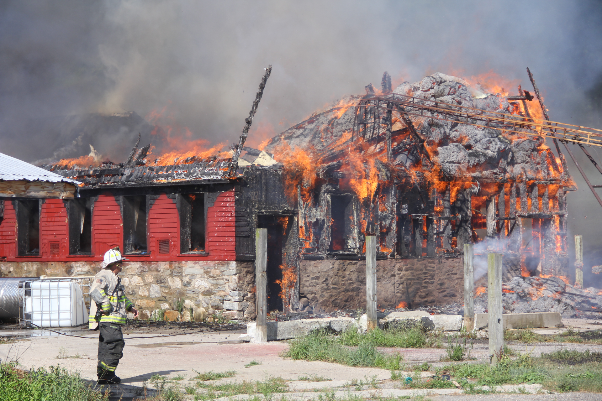 Scotland Barn Fire 1 5978aecdb9ad3