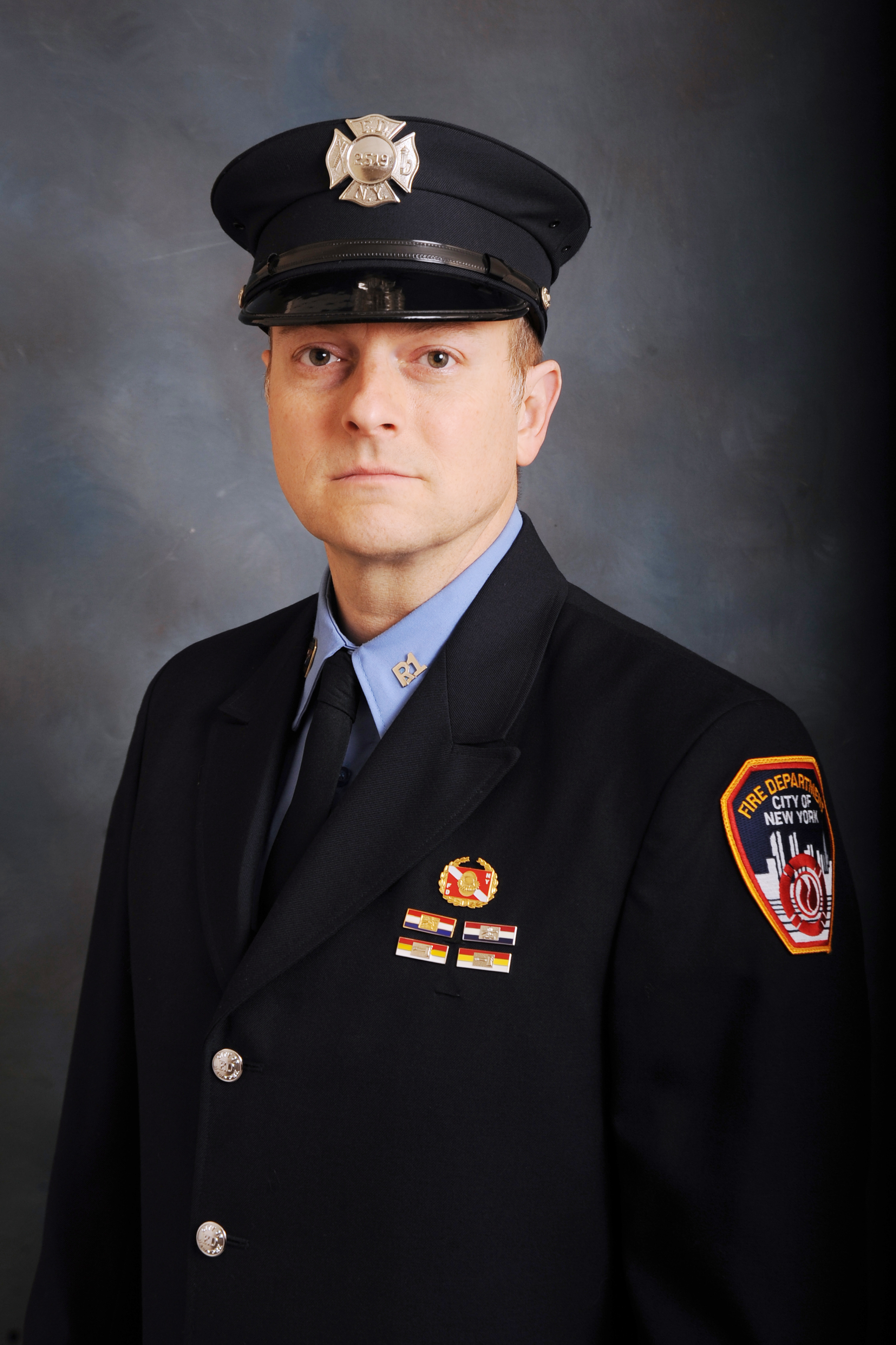 Firefighter James P. Lee, Jr., FDNY Rescue 1, is the winner of the 2016 Firehouse Michael O. McNamee Award of Valor.