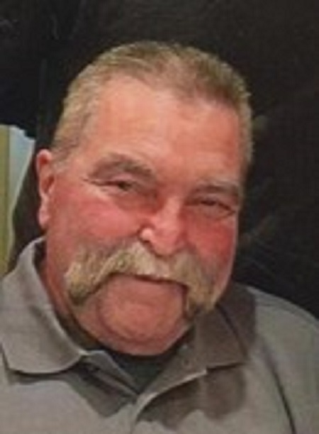 Retired Perth Amboy, NJ, firefighter Richard Leonard died Sunday from complications of toxic smoke he inhaled for hours while battling a fire in April 1993.
