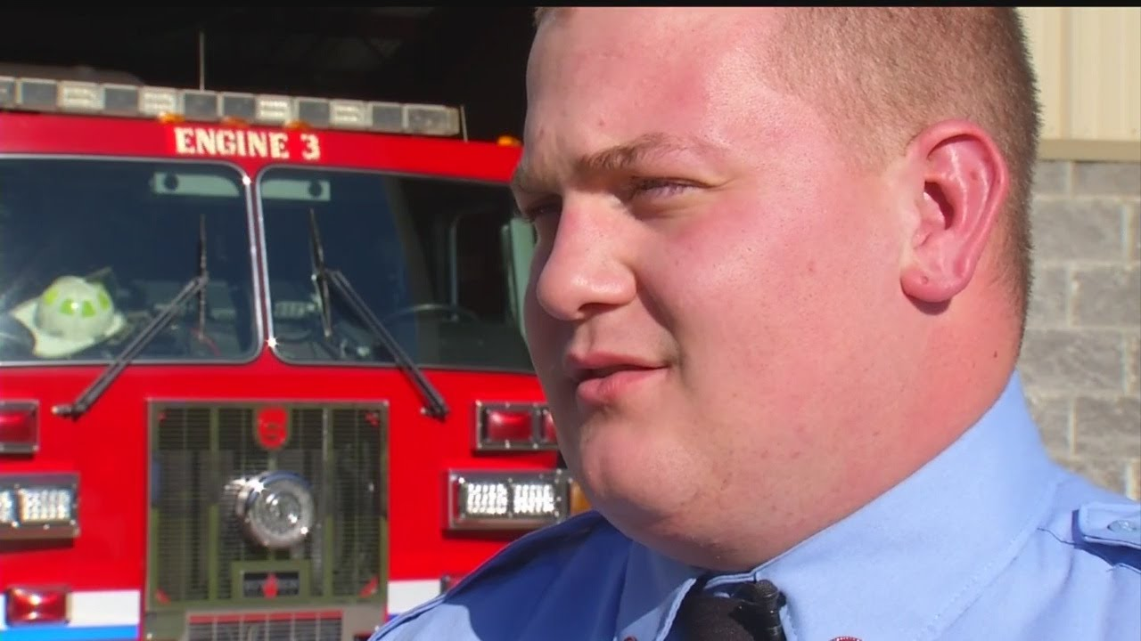 Off-Duty SC Firefighter Rescues Child from Sinking Car