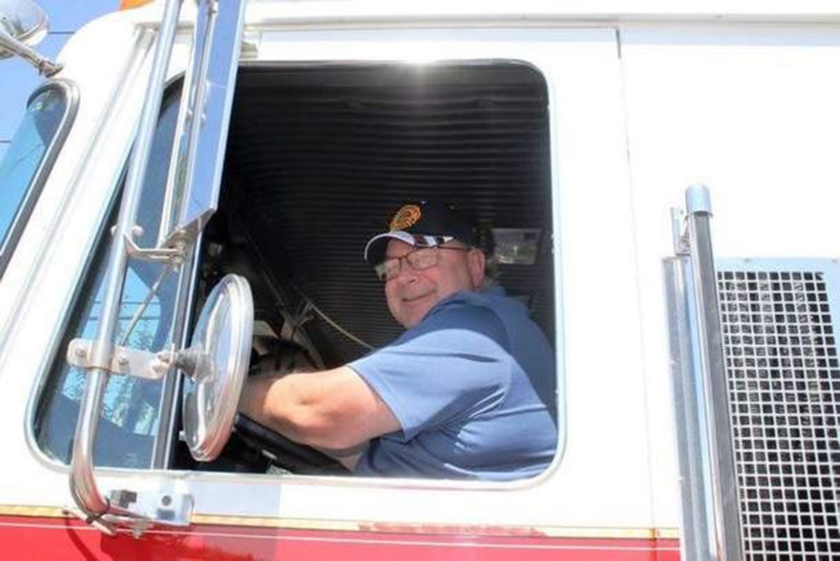 Brasher-Winthrop firefighter David E. Carr.
