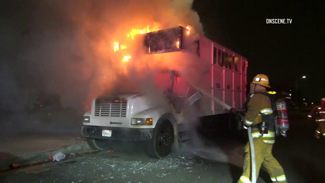 Watch LAFD Respond to Vehicle, Strip Mall Blazes