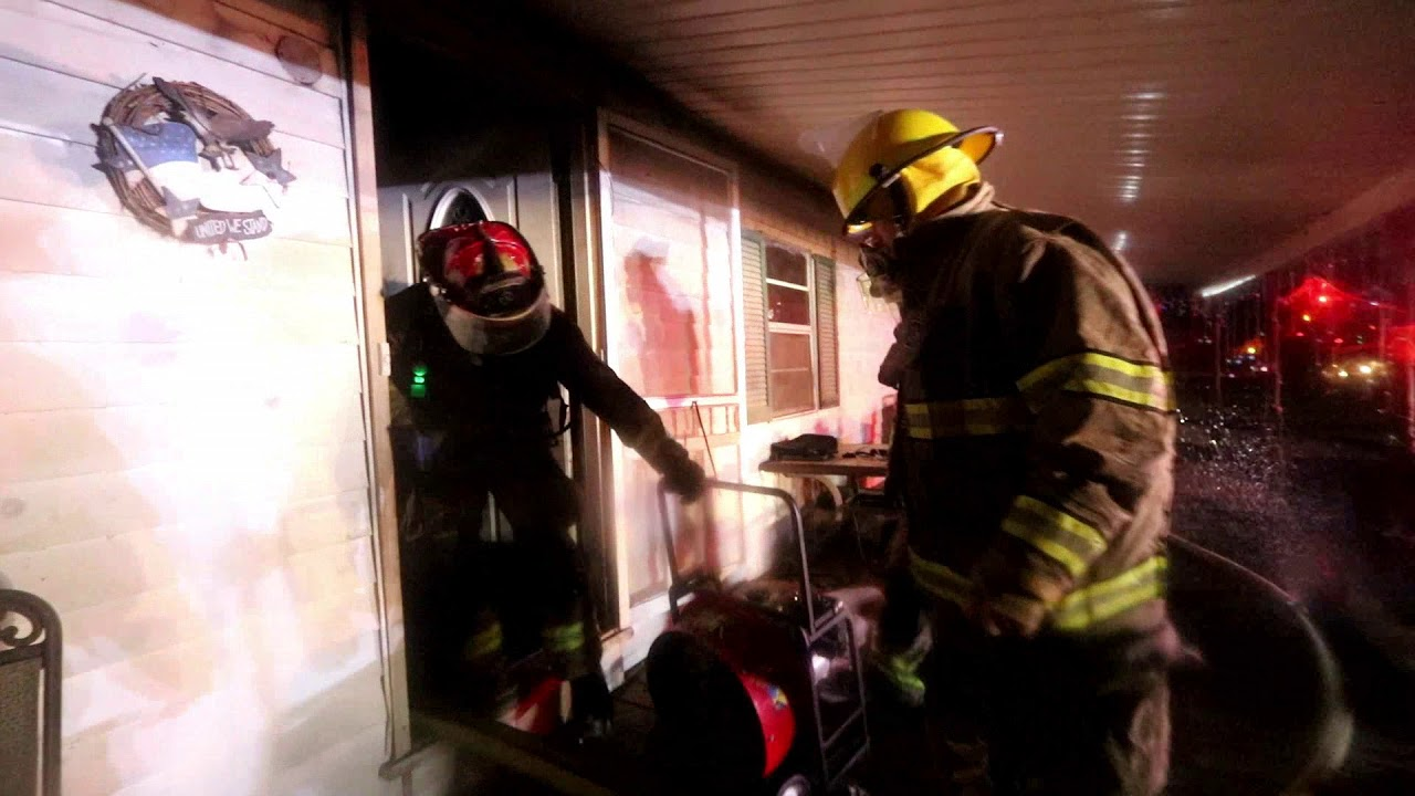 MS Firefighter, Family Escape Fire that Destroys Their Home