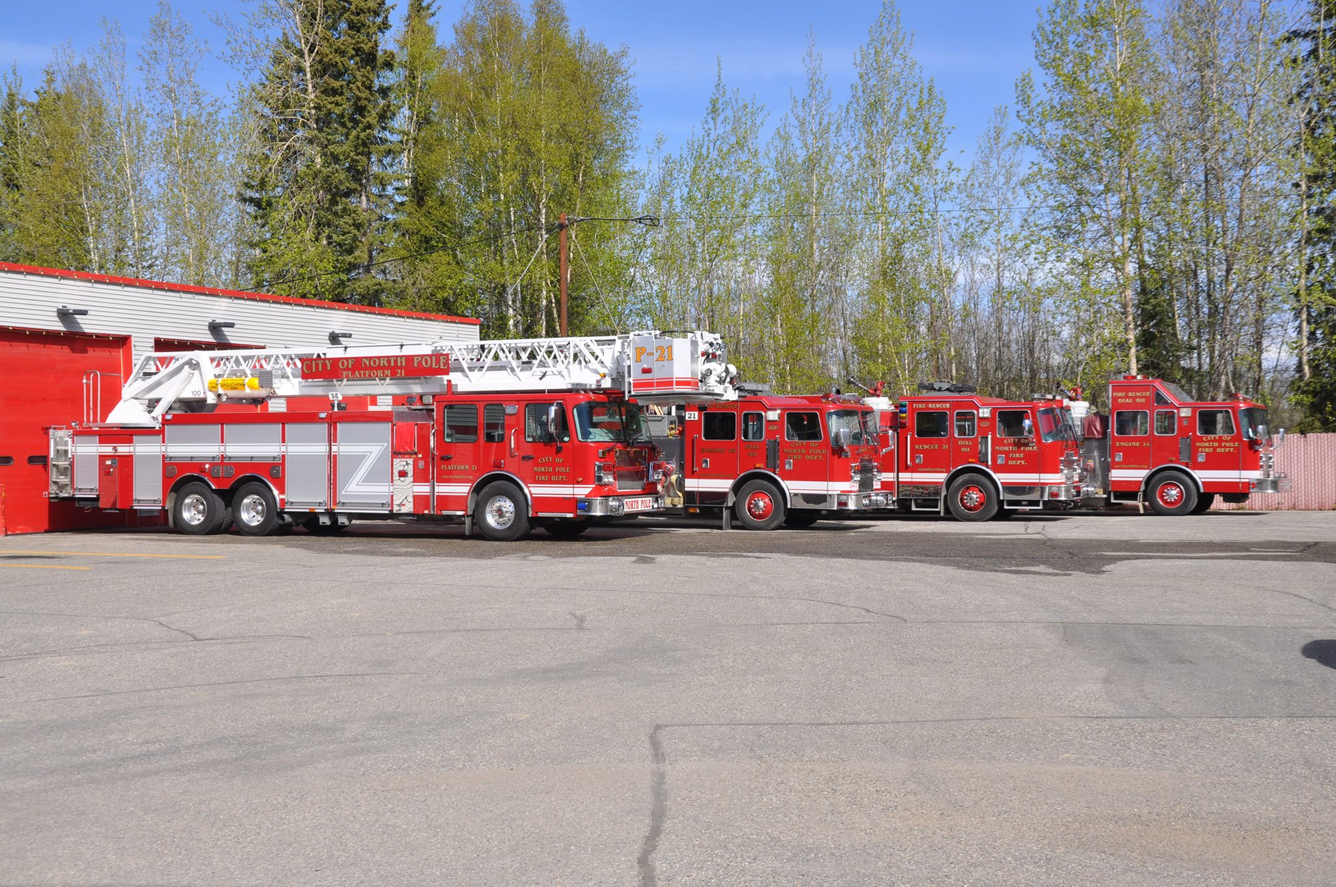 north pole fire 5a496e426868c