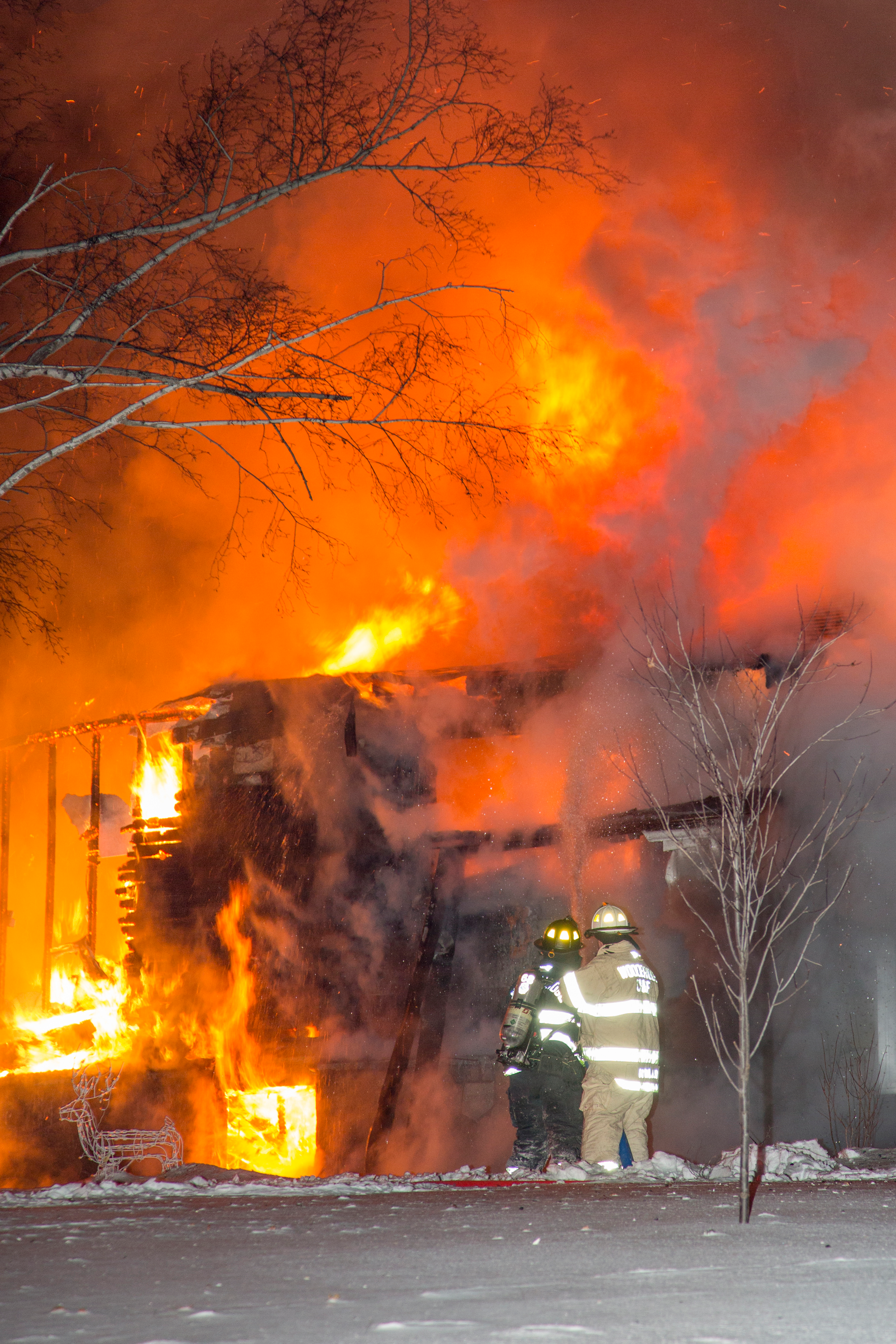 Waterbury, CT, Jan. 5, 2018&mdash;The Woodbridge Volunteer Fire Department responded to the scene of a garage fire. The first units on scene found a working fire that, pushed by high winds, quickly spread throughout the home. Crews faced multiple challenges, including below-zero temperature, deep snow on the property, and the home being in a non-hydrant area&mdash;factors that ultimately brought the fire to a third alarm.