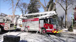Watch Chicago Firefighters Battle Blaze and Cold Weather