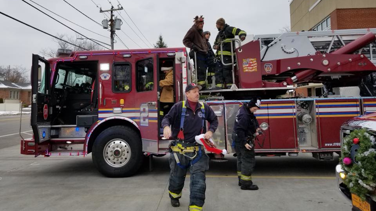 NY Long Island LI Fire Departments Recruit Volunteer Firefighters