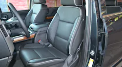 The outboard edge of the driver’s seat of this 2018 Chevrolet Silverado 1500 shows that the seat contains a seat-mounted airbag. Photos by Ron Moore