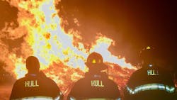 Hull 5aeb909bc17e0 Hull 5aeb909bc17e0