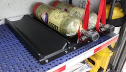 Tray 2cylinders 5af9ea1fa52d8 Tray 2cylinders 5af9ea1fa52d8