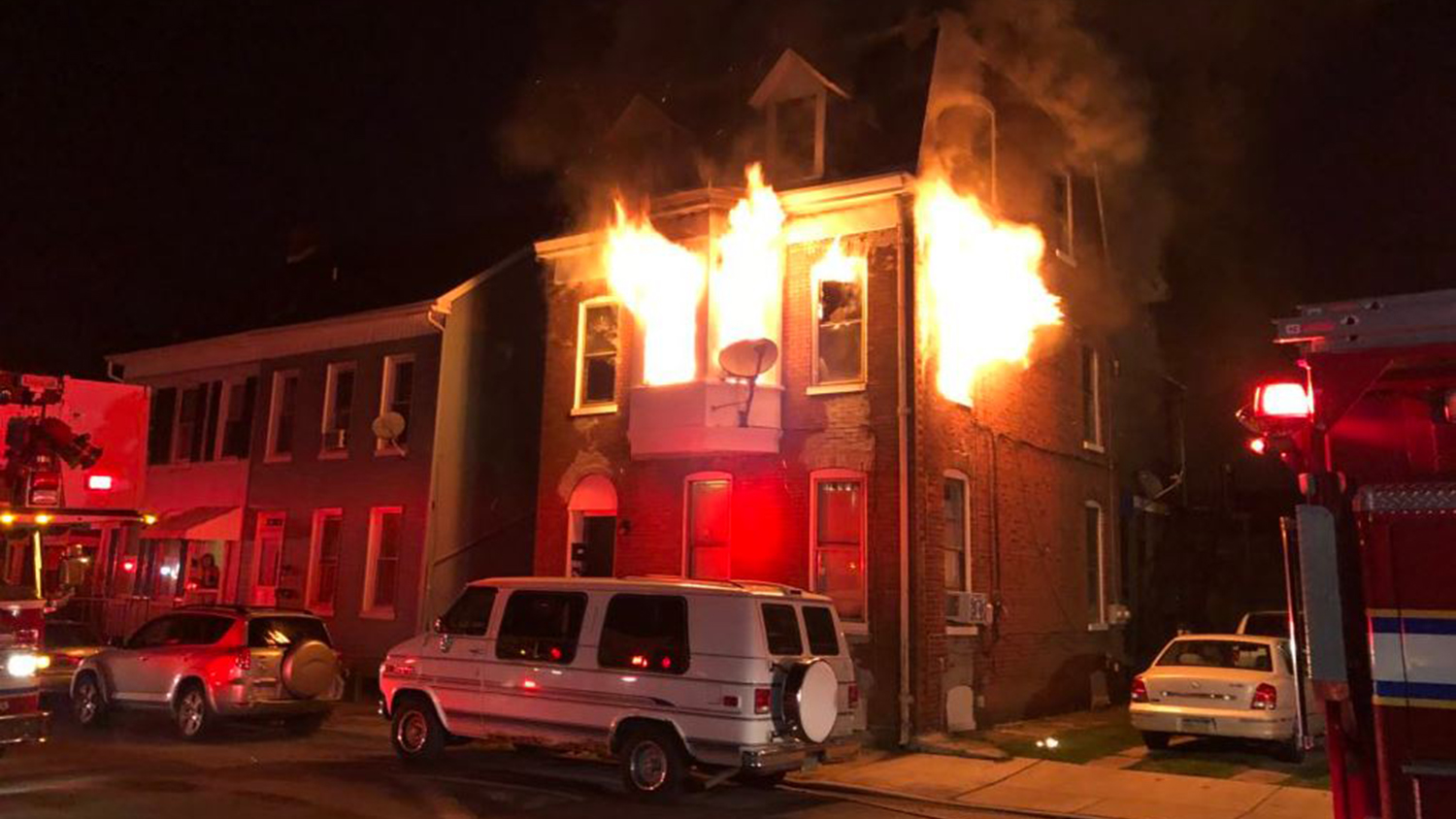 York City Fire Chief David Michaels said the smoke alarms allowed 10 occupants to escape the fire.