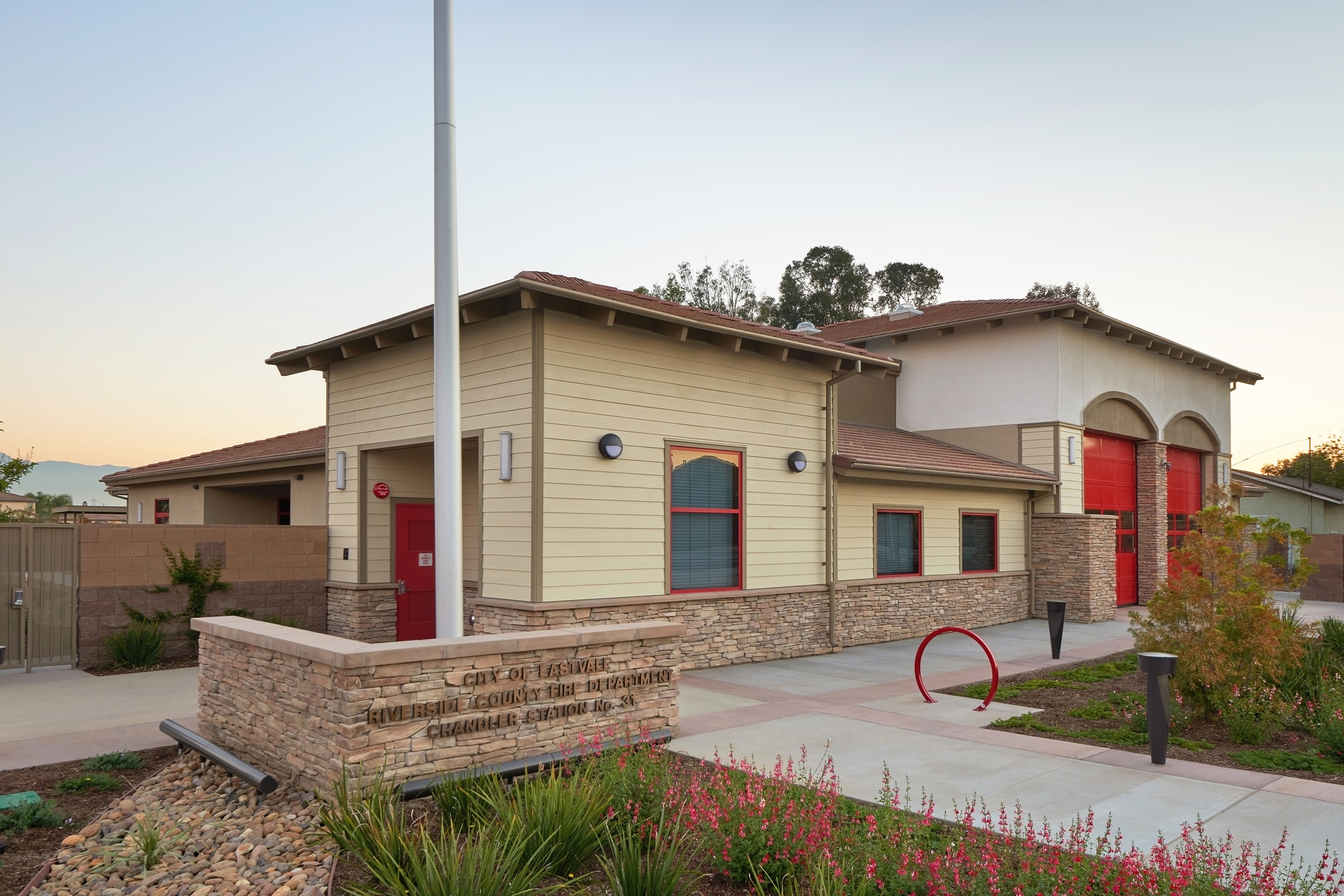 Eastvale Fs 31 Exterior View 2 5b31b389a85fd