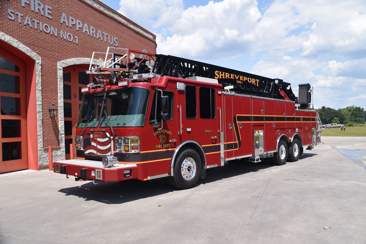 Shreveport, LA, Fire Dept. Puts Truck 1, 109foot Aerial Built by