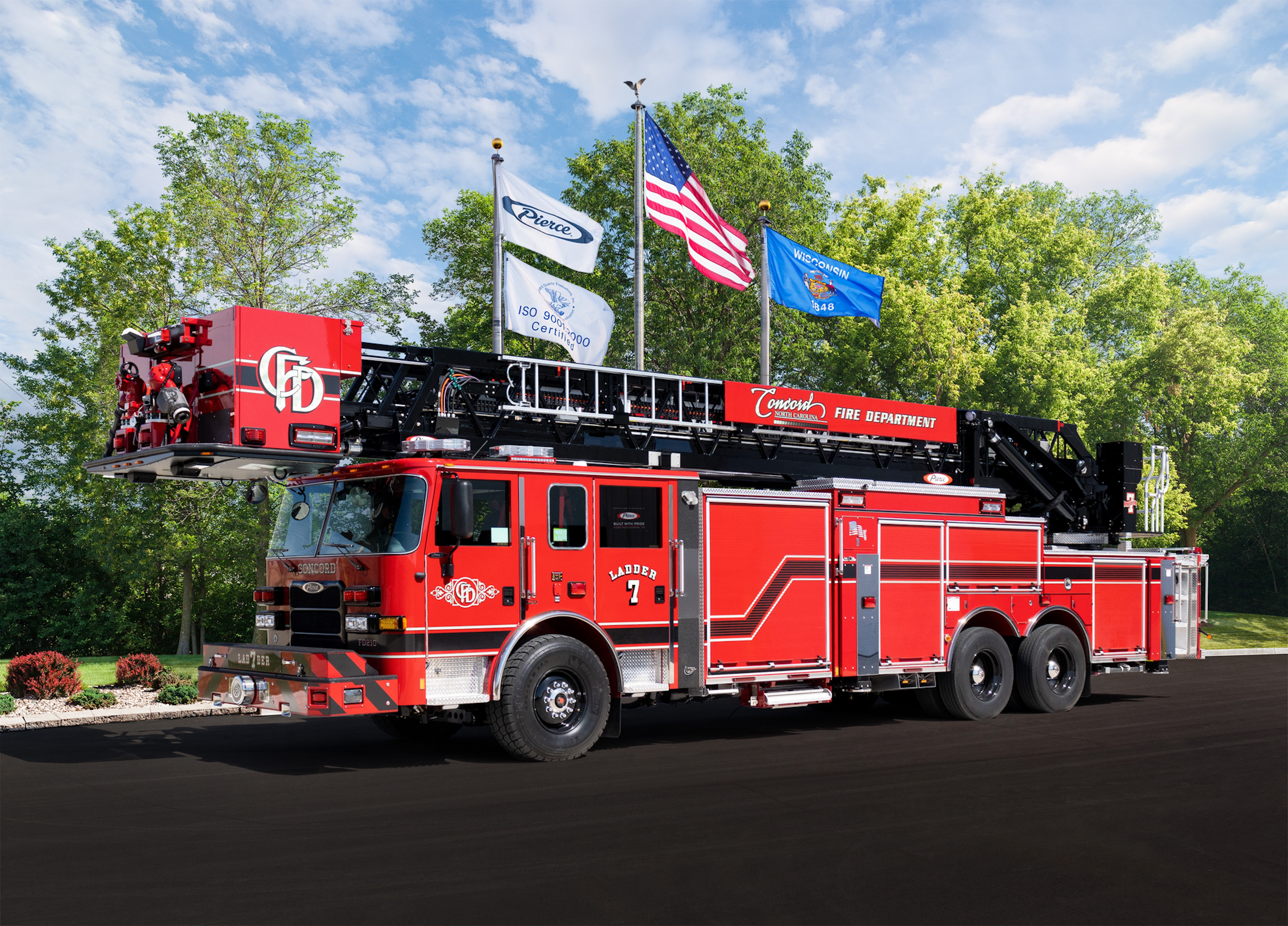 Concord NC Fire Dept Gets 100 foot Rear Mount Platform Aerial Built Concord NC Fire Dept Gets 100 foot Rear Mount Platform Aerial Built