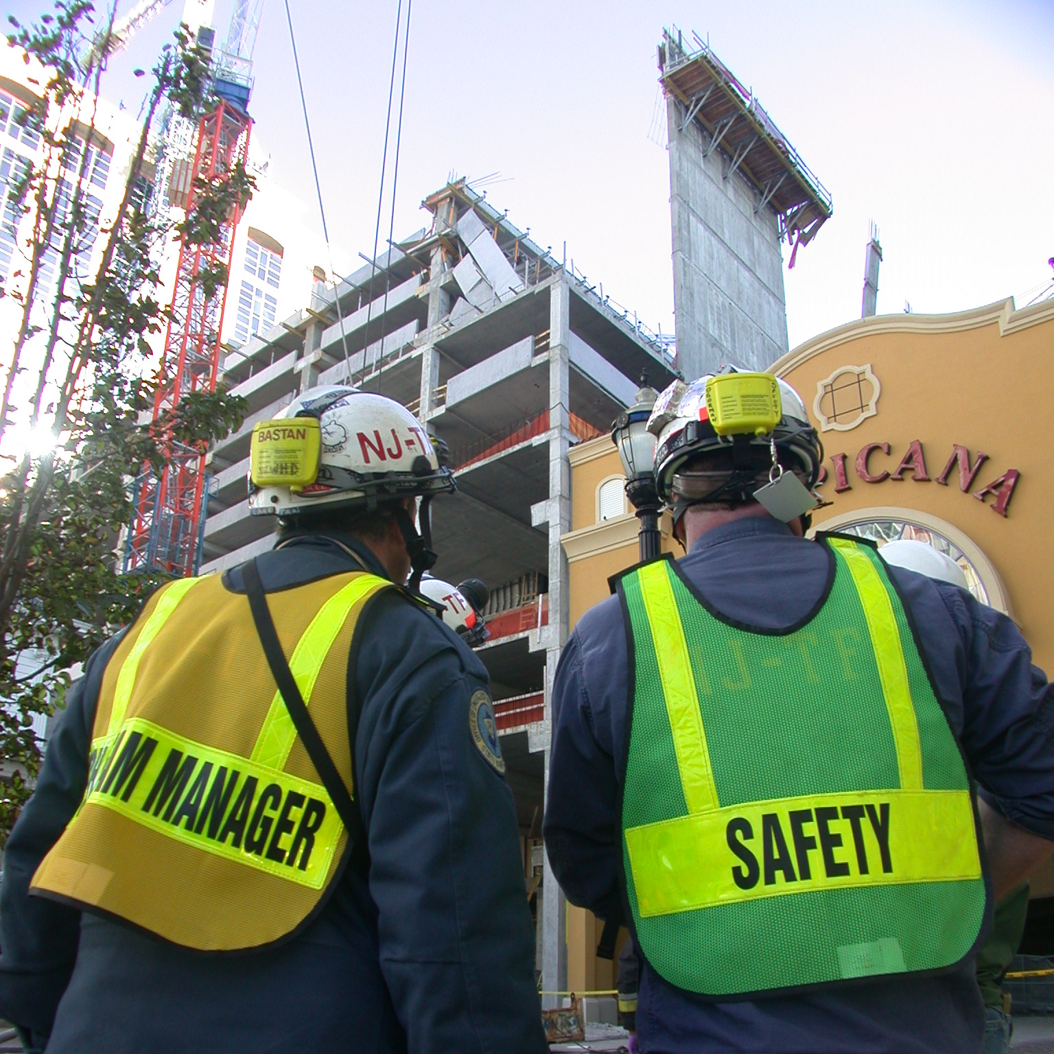 A safety officer must be in place on the rescue scene to provide for the safety of the victims and the rescuers working to free them.