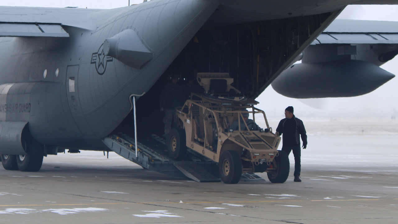 C130 02 5c1cfed8a54fe