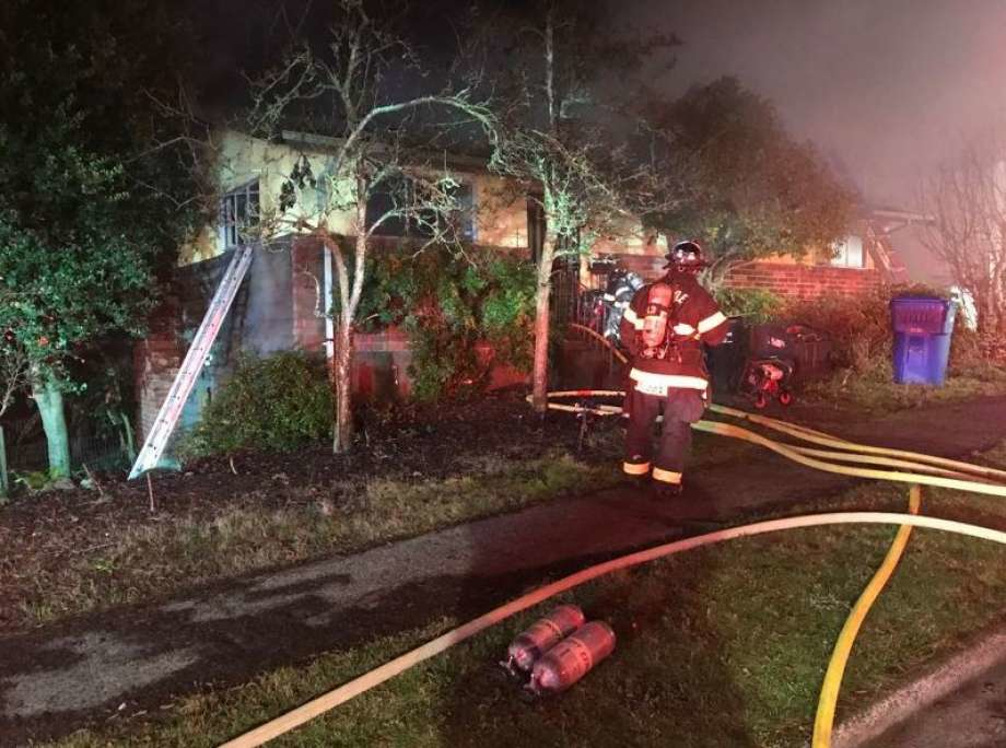 Seattle Fire 5c2aa0caaca29