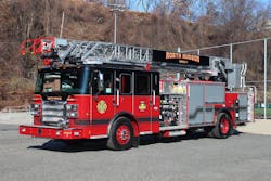 Nh Sq 7 18 P Enf 1500 300 100 Ft 31984 5c336457b246e Nh Sq 7 18 P Enf 1500 300 100 Ft 31984 5c336457b246e