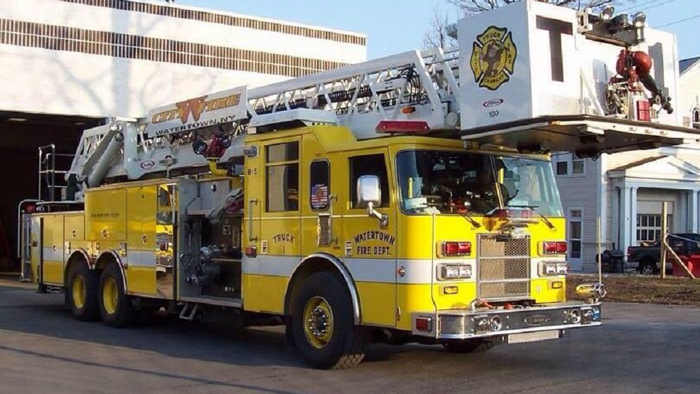 Watertown Fire Dept Engine Ny 5c5e05cb63021
