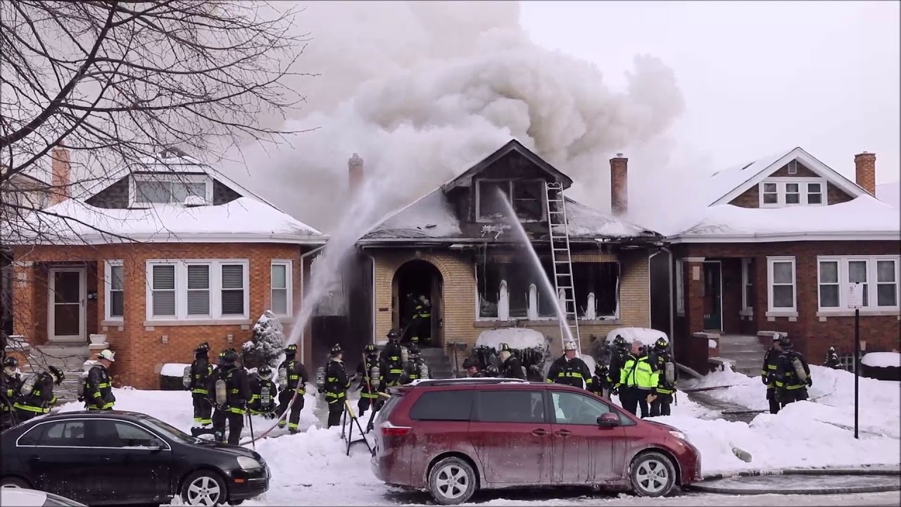 Chicago Firefighters Battle House Fire In Sub Zero Temperatures Raw ...