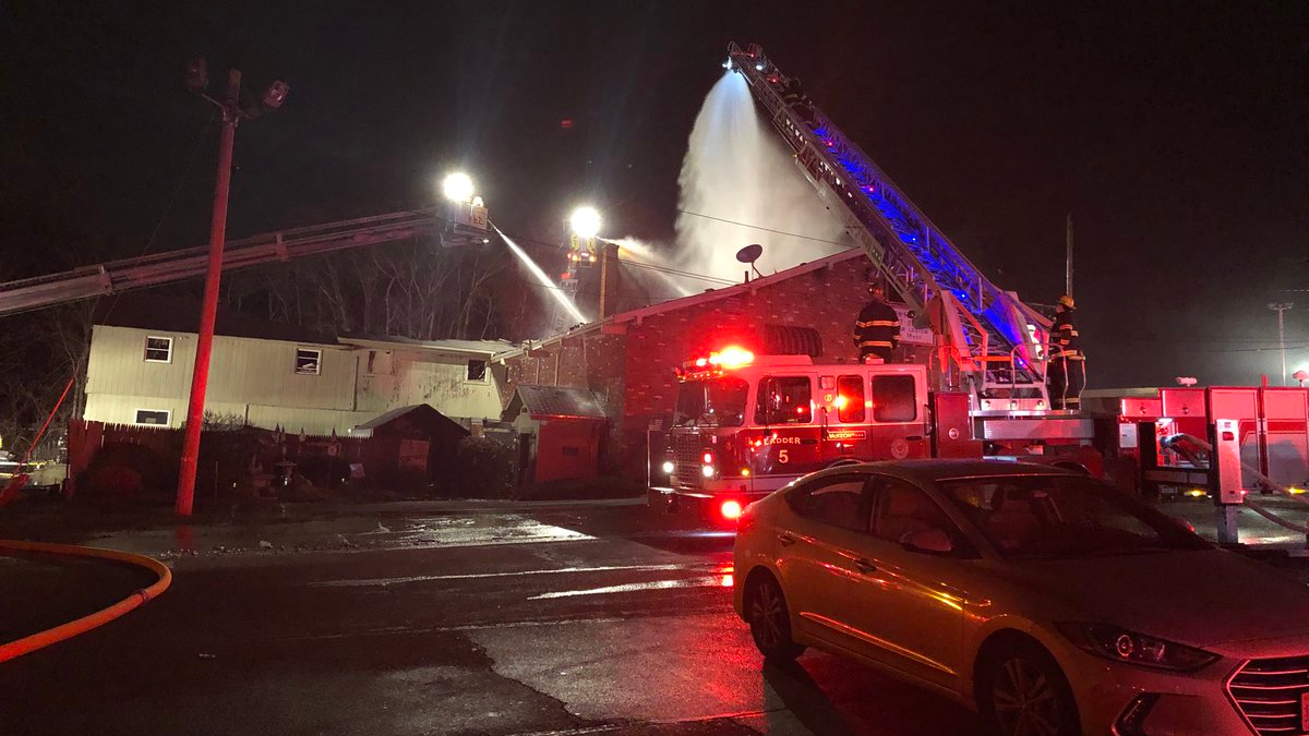 An off-duty Auburn, MA, firefighter helped evacuate 200 diners at an American Legion Post on Friday night.