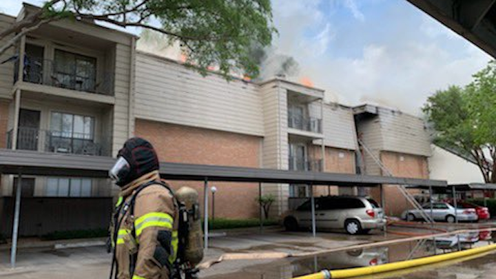 Houston Firefighters Hurt Battling 4 Alarm Blaze Firehouse