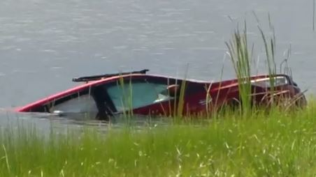 Palm Beach FL Divers Save Man After Car Crashes into Canal Firefighters ...