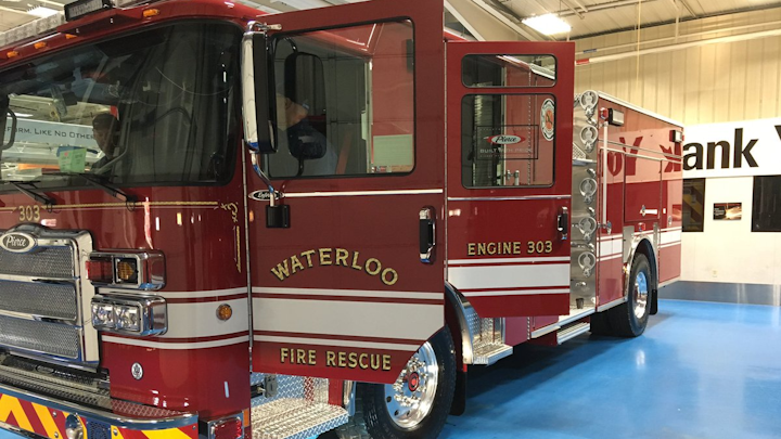 Waterloo Ia Firefighters Show Off New Apparatus Firehouse