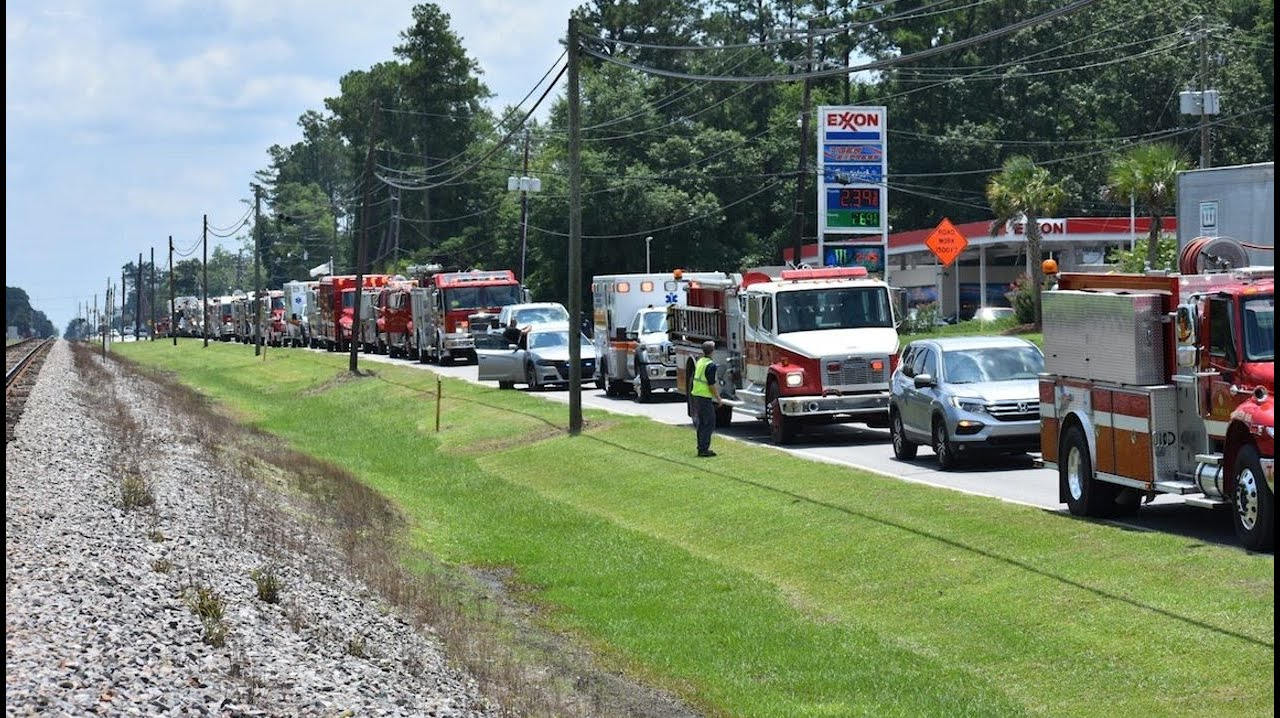 SC First Responders Line Street for Longtime Firefighter with Cancer ...