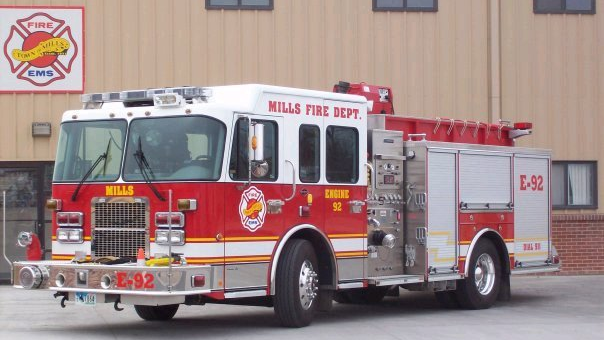 Mills Fire Dept Engine Wy 5d1cb75bd6fb9
