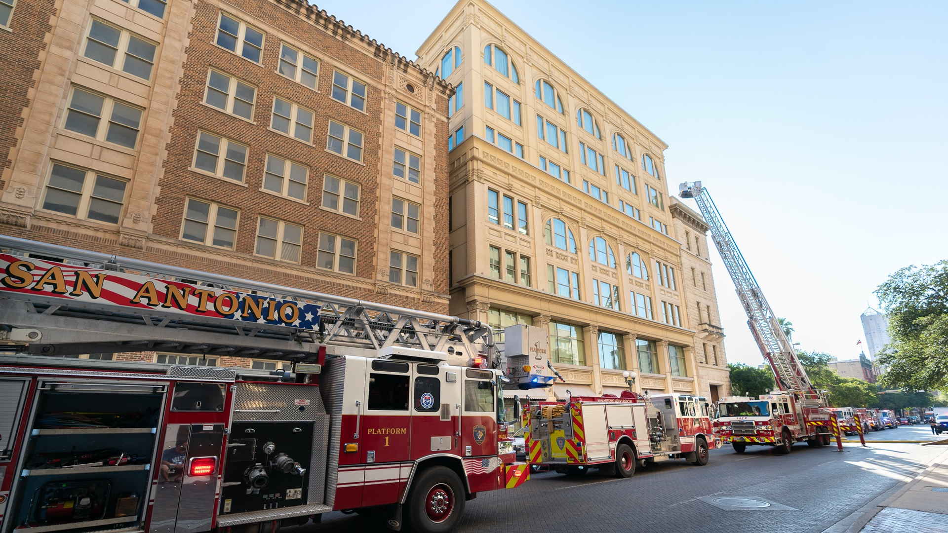 More than 30 fire units battled a blaze at a hotel and spa in downtown San Antonio on Wednesday.