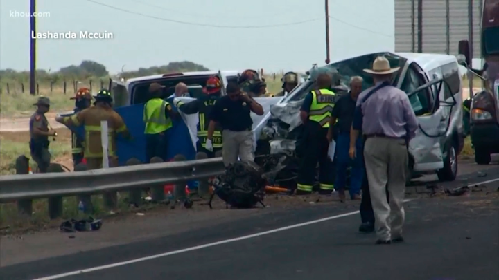 TX Crash Kills Five People, Injures at Least Seven | Firehouse