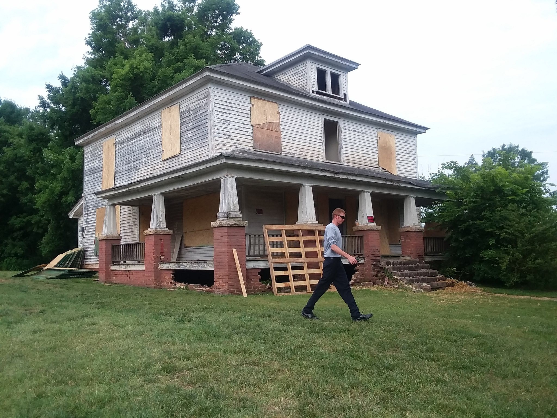 In this pre-burn photo, you can see the dormer used as a ventilation point and directly under the dormer is the window used by the live-fire instructors.
