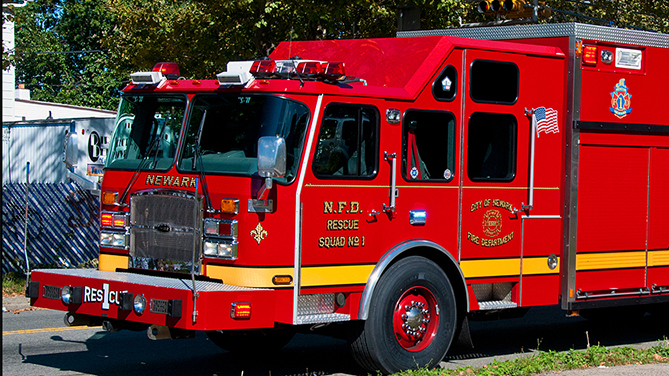 Newwark Fire Dept Apparatus Nj 5da46f1394089