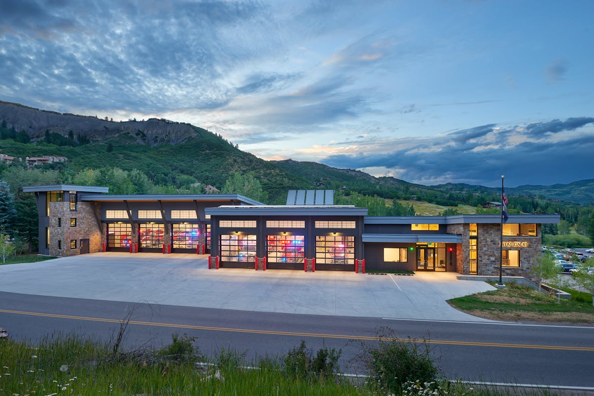 Surrounded by the world-class Aspen/Snowmass ski resort, the Roaring Fork Fire Rescue Station 45 was designed to sustainably address firefighter health, complement the surrounding architectural vernacular, and provide affordable housing. Roaring Fork Fire Rescue Station 45 was selected as the Career 1 Gold Winner in the 2019 Station Design Awards.
