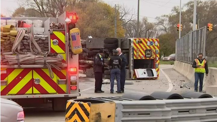 Two Detroit Fire Department Vehicles One Stolen In Crashes Firefighters Firehouse