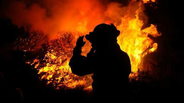 Us News Risk Of Simultaneous Blazes Is La 5dc6e1cdb0a9b