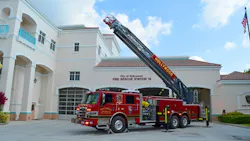 Hollywood Fire Dept Apparatus Fl 5df50894d1dfa Hollywood Fire Dept Apparatus Fl 5df50894d1dfa