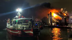 Yacht 5dfb884de76bf