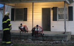 Twoporch20110421144cropped 5df250fa7959b Twoporch20110421144cropped 5df250fa7959b