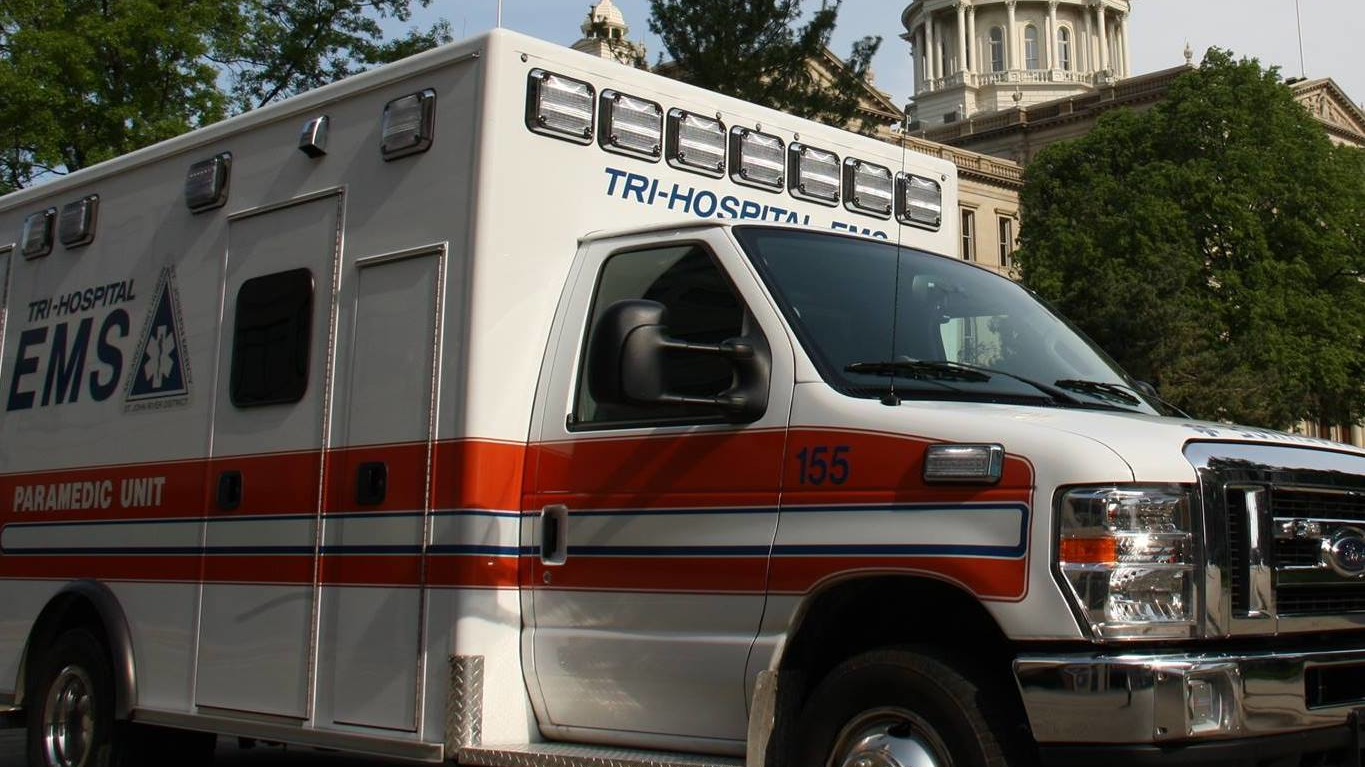 Tri Hosptial Ems Ambulance Mi 5e2f493bd1a76