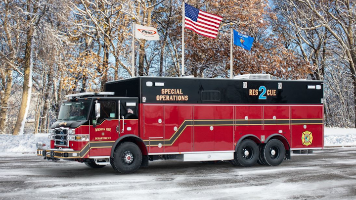 Wichita KS Fire Department New Fire Truck Delivery Firefighters Firehouse