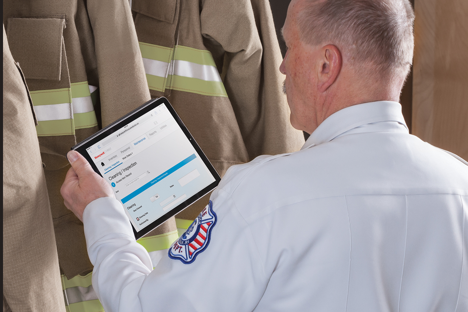 First Ipad Img 0409 2016 01 Closeup Dls