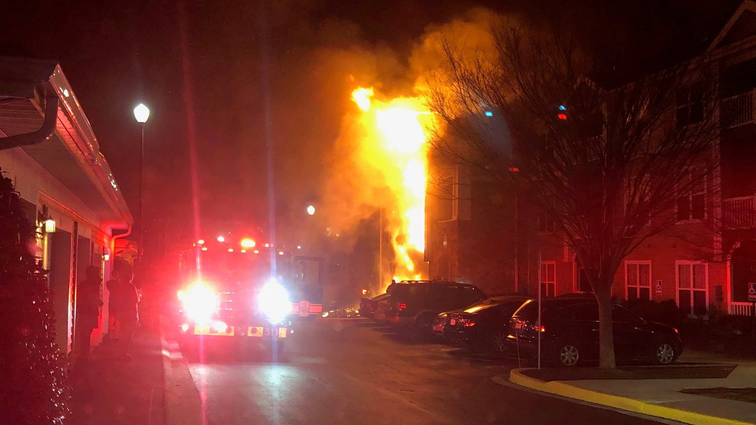 More than 100 firefighters battled a two-alarm blaze that broke out at three-story apartment building in Frederick early Tuesday.