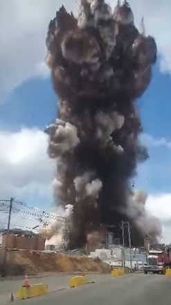 An explosion rocked the Verso Androscoggin Mill in Jay on Wednesday.