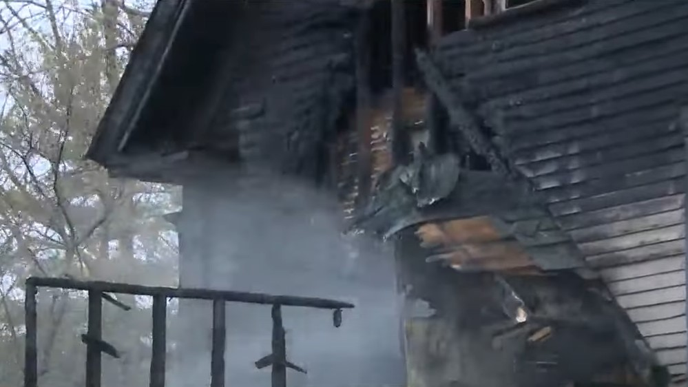 Salisbury 3 Alarm House Fire (ma)