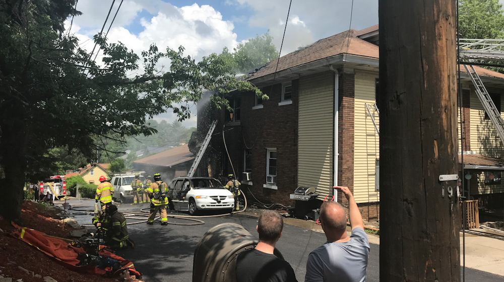 Pittsburgh Firefighter Injures Back During Vehicle, House Blaze Firehouse