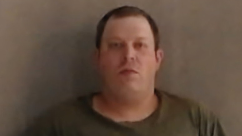 Robert Lee Beckner, 36.